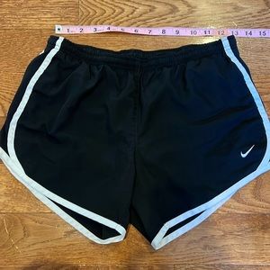 Nike black and white XL fit dry athletic running shorts